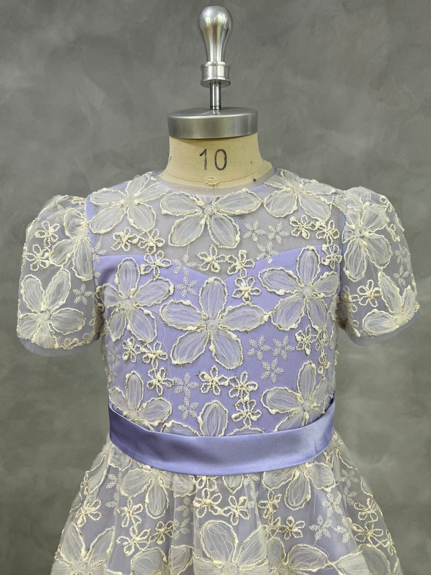 2025 Spring 3D Flowers Embroidery Lace Appliqued Puff Tulle Short Wedding Guest Dress for Girls Puffy Sleeves Girls Birthday Party Dress