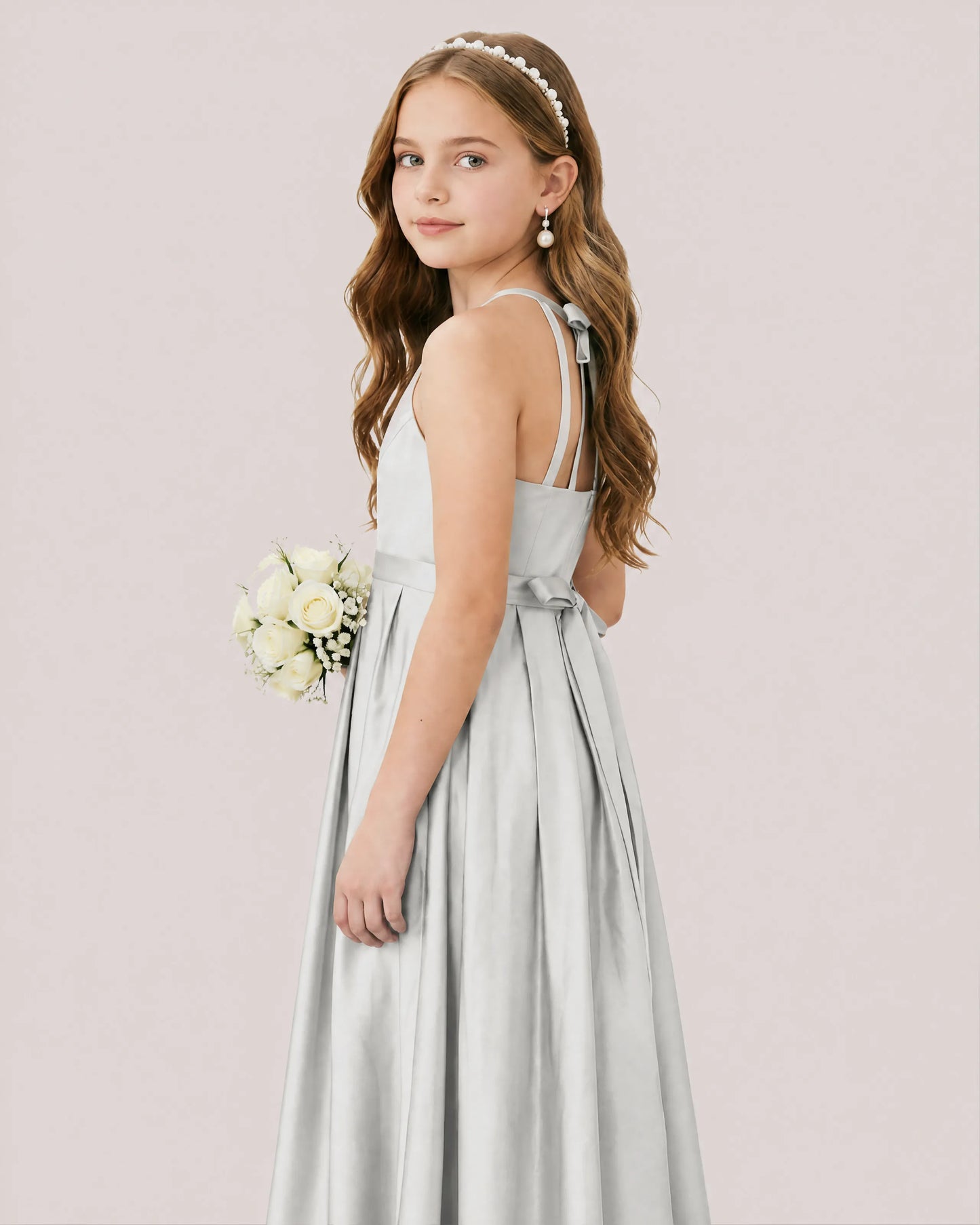 dideyttawl A-Line Junior Bridesmaid Dresses Satin Halter Special Occasion Dress Gown 2532