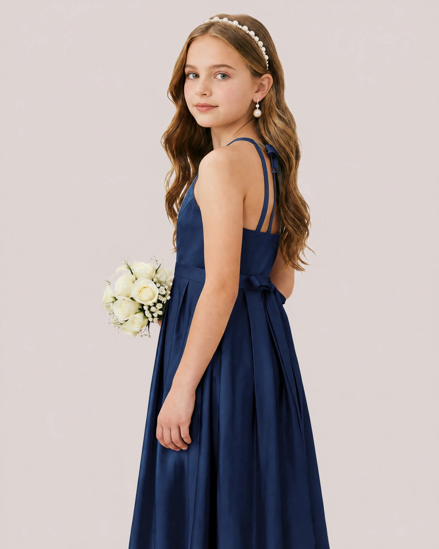 dideyttawl A-Line Junior Bridesmaid Dresses Satin Halter Special Occasion Dress Gown 2532