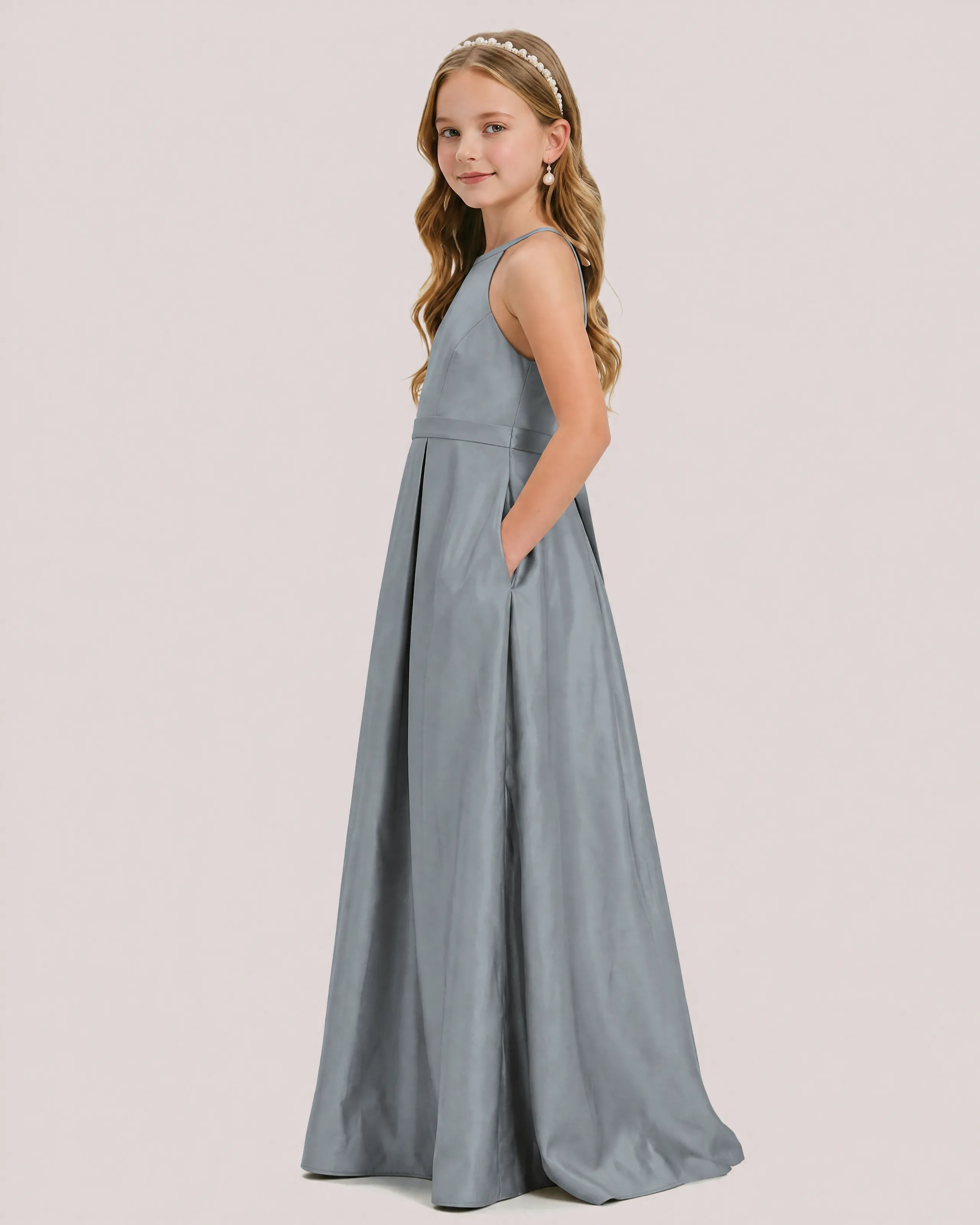 dideyttawl A-Line Junior Bridesmaid Dresses Satin Halter Special Occasion Dress Gown