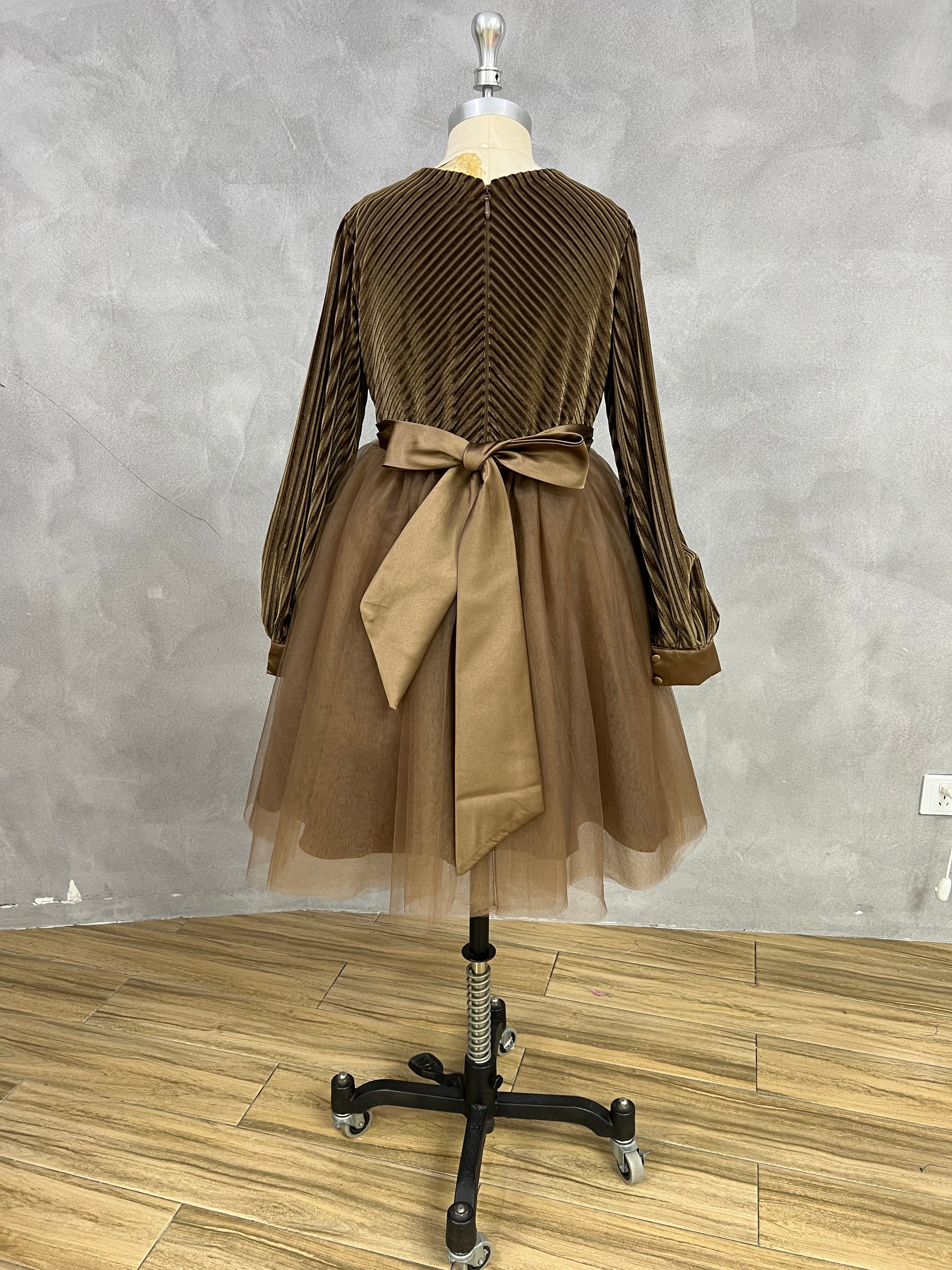Dideyttawl Spring Girls Short Velvet Girls Formal Dress Elegant Formal Dress Lantern Long Sleeves Girls Birthday Party Dress
