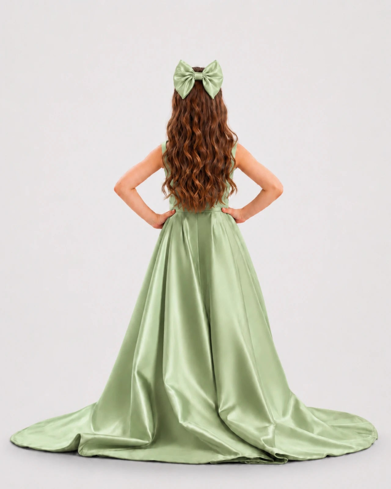dideyttawl High-Low Junior Bridesmaid Dresses for Girls Pleated Satin A-Line Bow Straps Pageant Formal Party Dress 2536