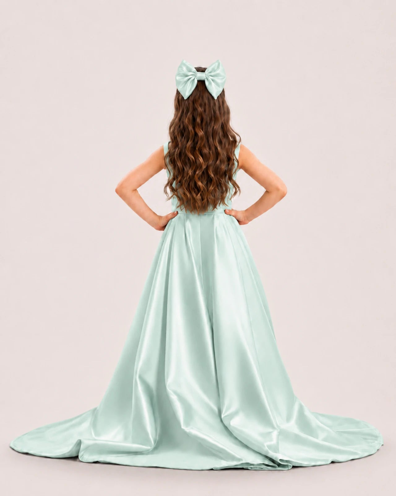 dideyttawl High-Low Junior Bridesmaid Dresses for Girls Pleated Satin A-Line Bow Straps Pageant Formal Party Dress 2536