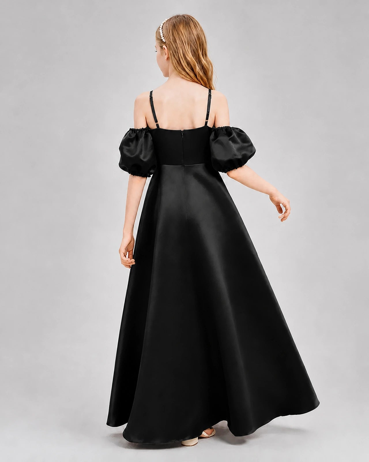 Dideyttawl Junior Bridesmaid Dress with Puff Sleeves and A-Line Satin Skirt