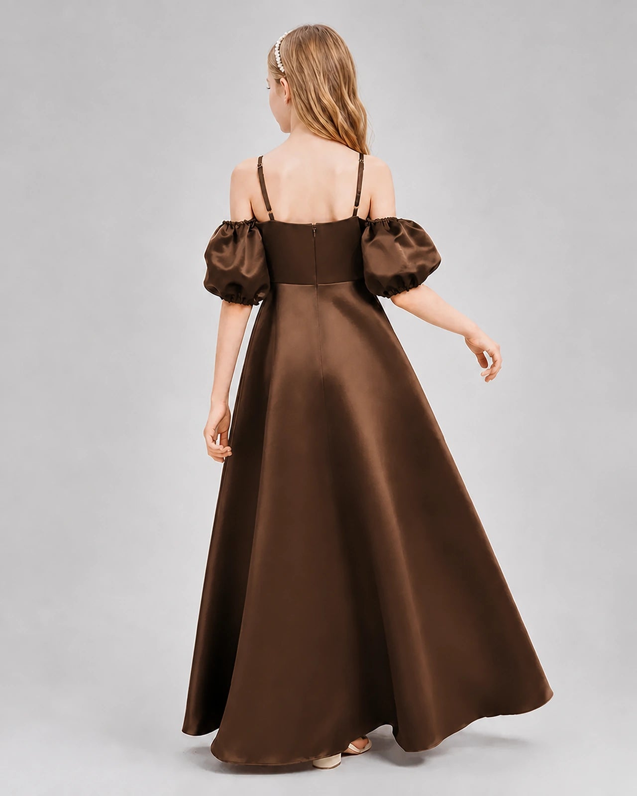 Dideyttawl Junior Bridesmaid Dress with Puff Sleeves and A-Line Satin Skirt