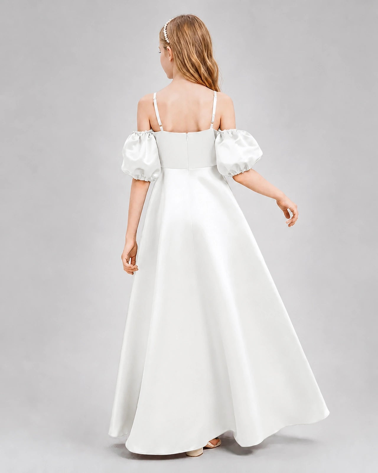 Dideyttawl Junior Bridesmaid Dress with Puff Sleeves and A-Line Satin Skirt
