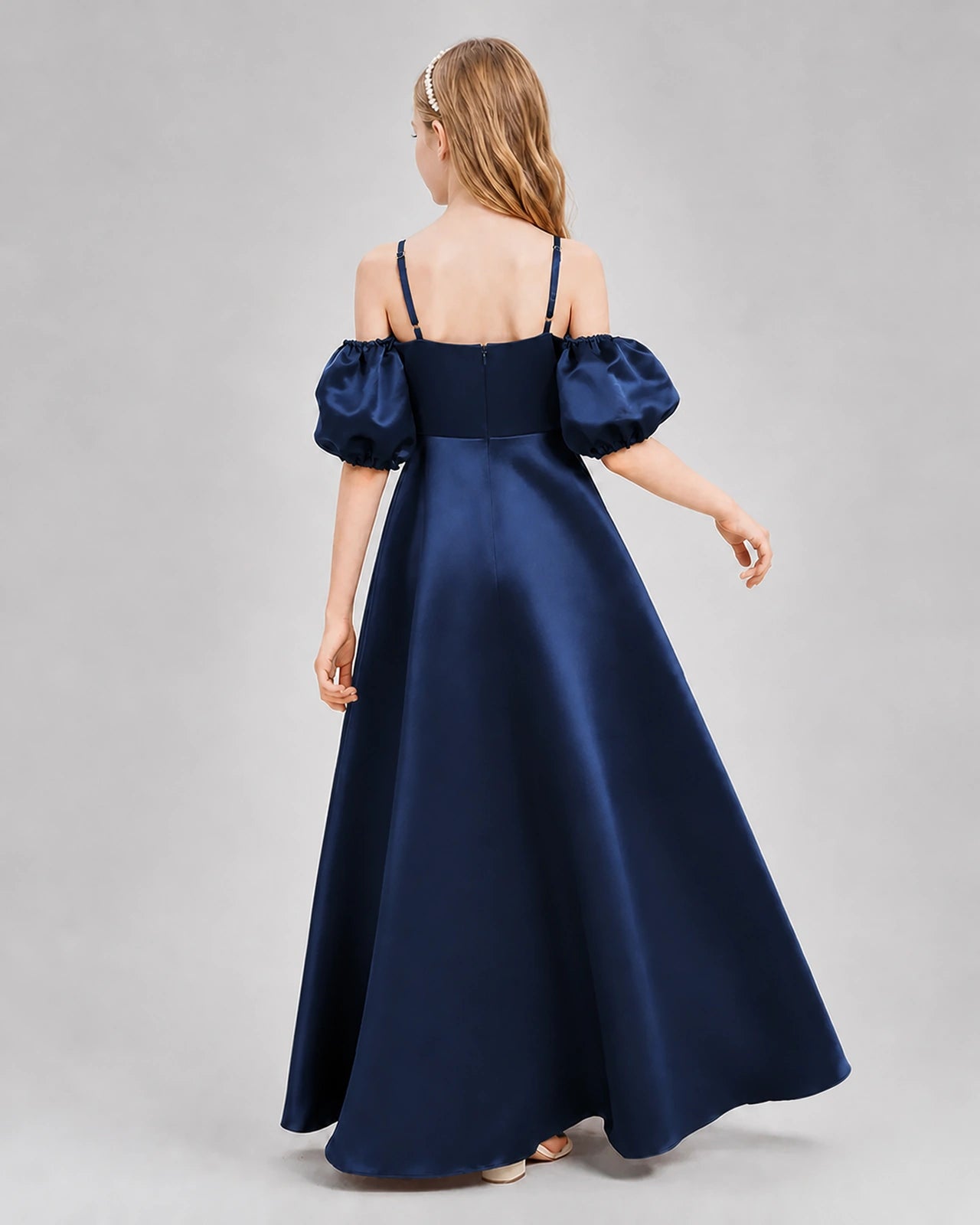 Dideyttawl Junior Bridesmaid Dress with Puff Sleeves and A-Line Satin Skirt