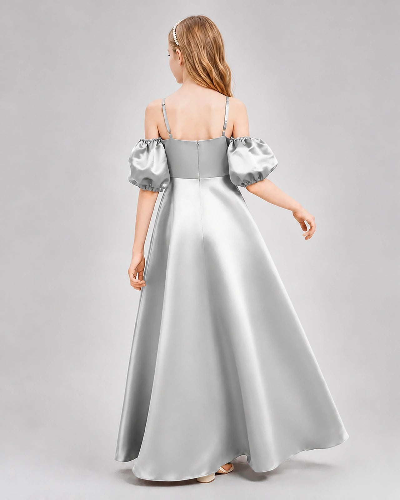 Dideyttawl Junior Bridesmaid Dress with Puff Sleeves and A-Line Satin Skirt