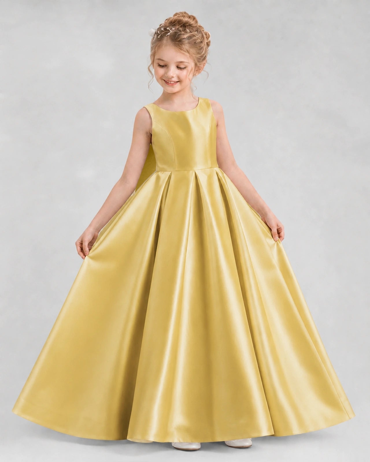 Dideyttawl Flower Girl Dress with Thick Straps and Statement Back Bow