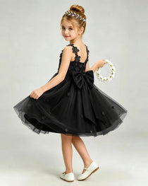 Black Flower Girl Dress 3D Floral Applique Spaghetti Strap Knee-Length A-Line Gown Side View