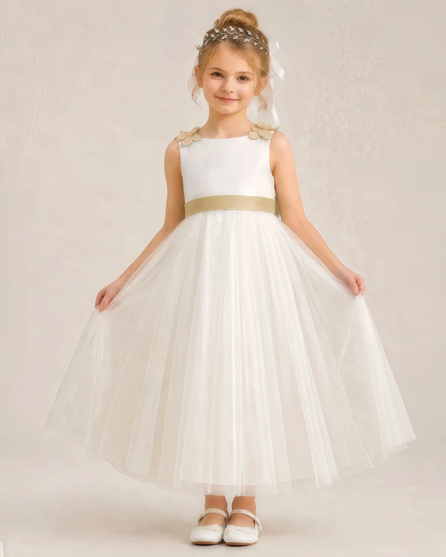 Dideyttawl Tulle Flower Girl Dress with 3D Flower Straps and Back Bow