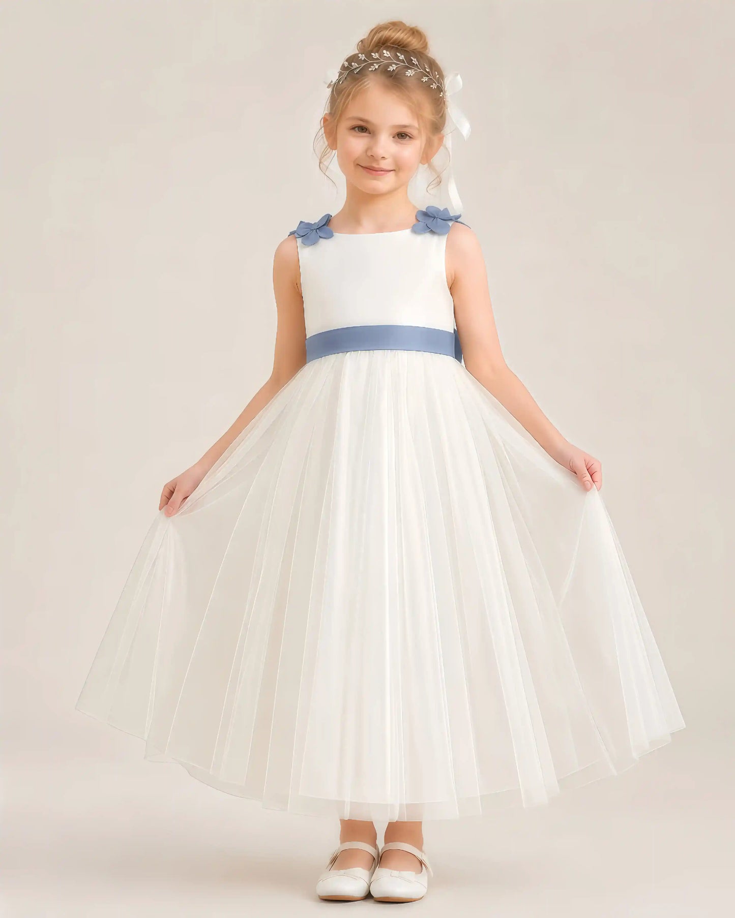 Dideyttawl Tulle Flower Girl Dress with 3D Flower Straps and Back Bow