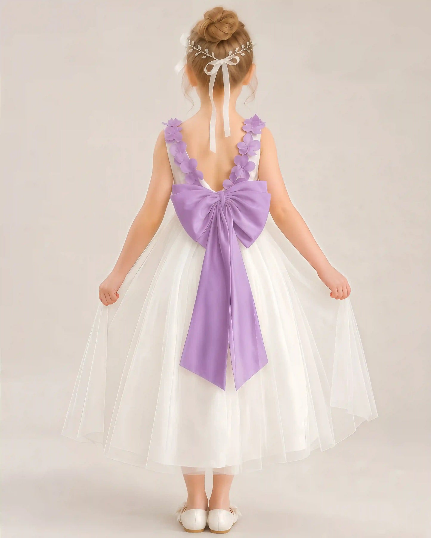 Dideyttawl Tulle Flower Girl Dress with 3D Flower Straps and Back Bow