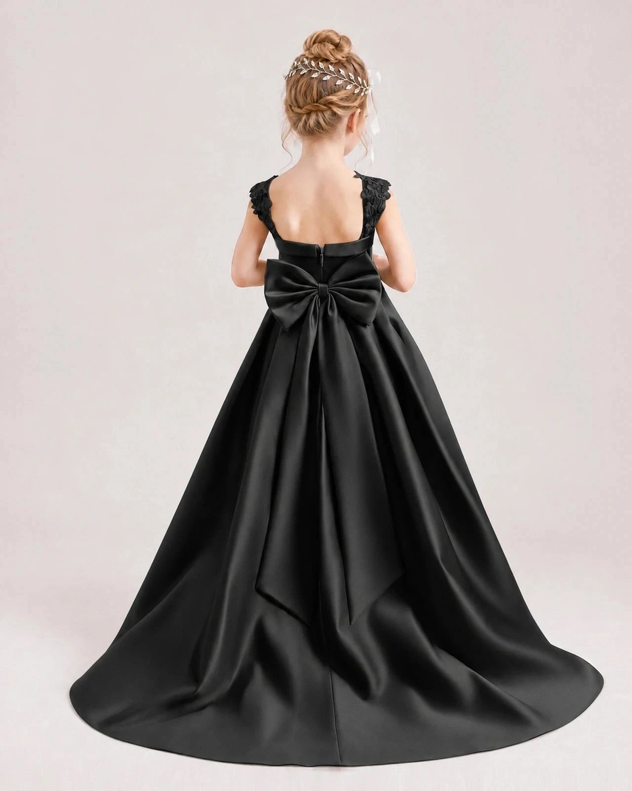 Dideyttawl Pleated Satin Flower Girl Dress with Lace Straps and Big Back Bow