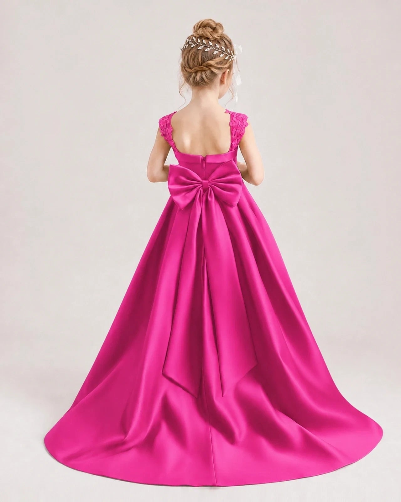 Dideyttawl Pleated Satin Flower Girl Dress with Lace Straps and Big Back Bow