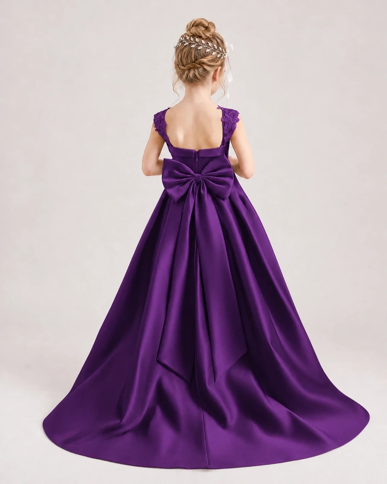 Dideyttawl Pleated Satin Flower Girl Dress with Lace Straps and Big Back Bow