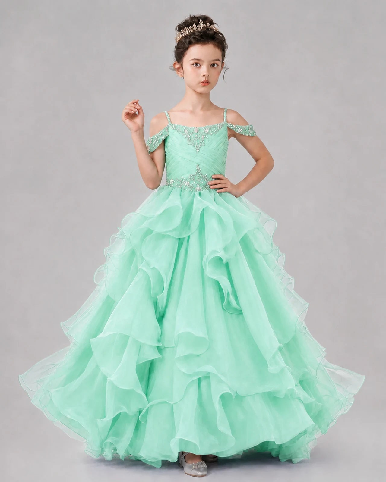Mint Green Ball Gown Girls Pageant Dresses Pose