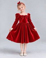 Red A-line Girls Formal Dresses Pose