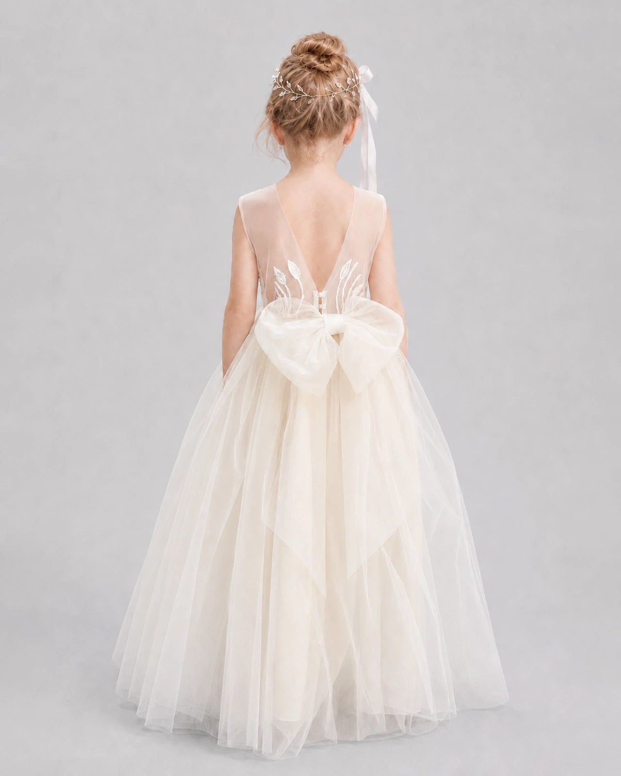 Dideyttawl Tulle One Shoulder Flower Girl Dress with Train