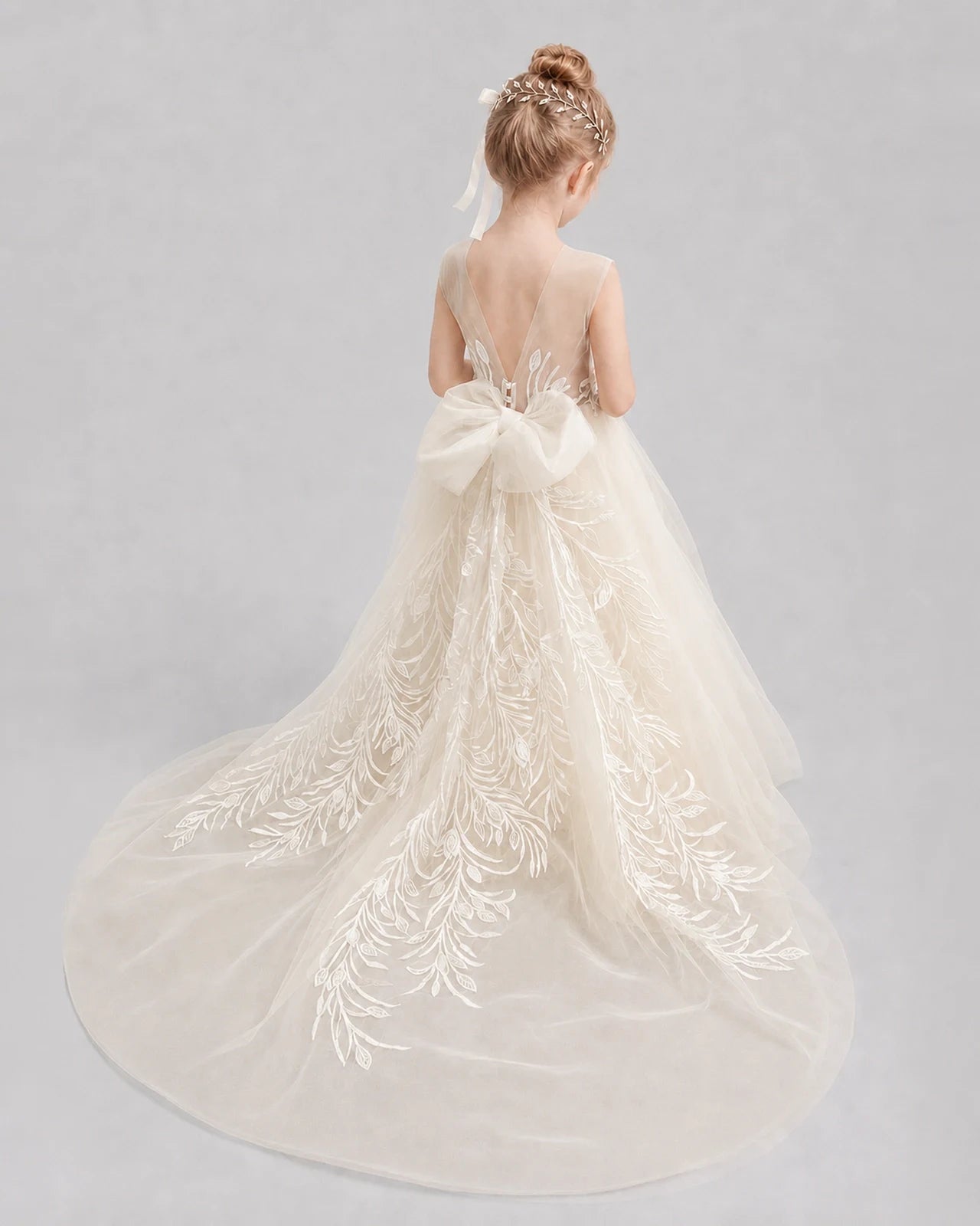 Dideyttawl Tulle One Shoulder Flower Girl Dress with Train
