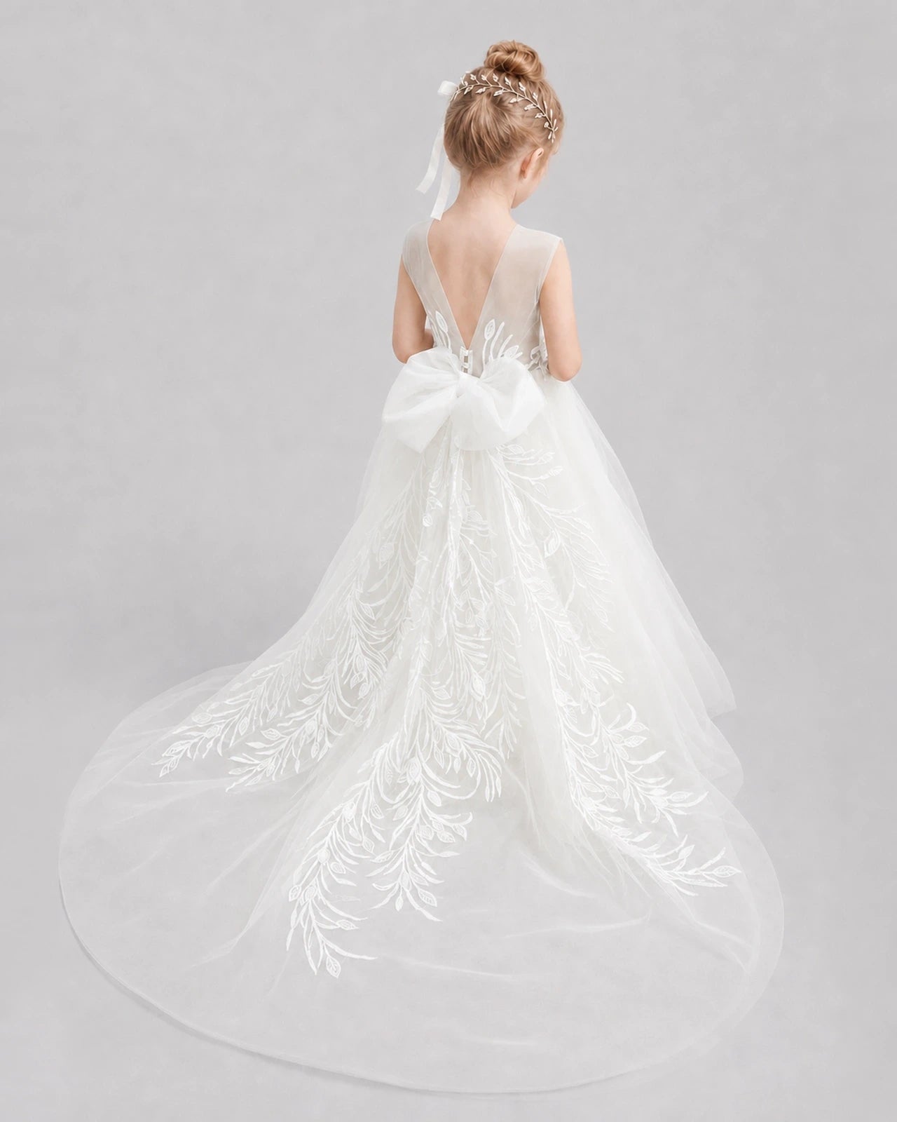 Dideyttawl Tulle One Shoulder Flower Girl Dress with Train