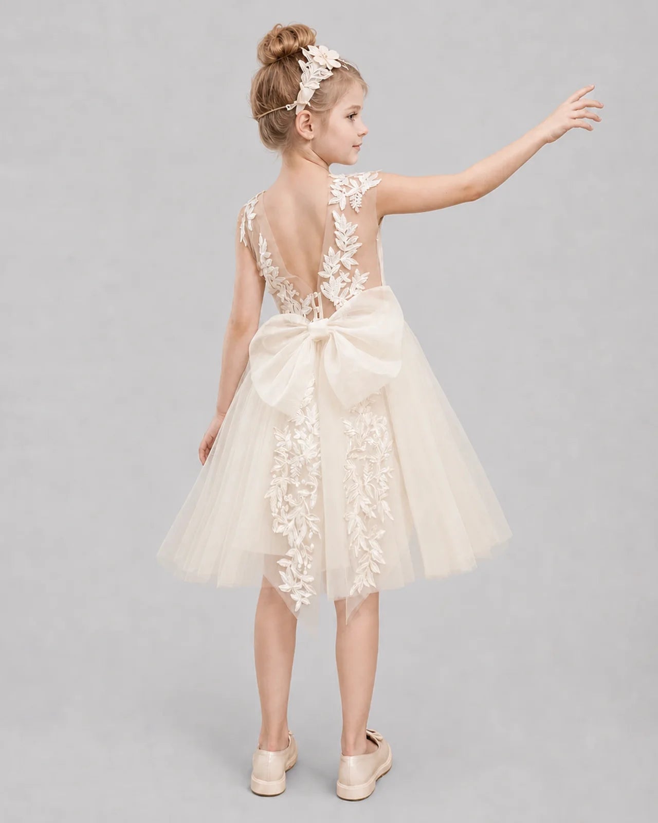 Champagne Flower Girl Dresses Illusion Neck Bow Back Tulle Knee-Length Dress Back View