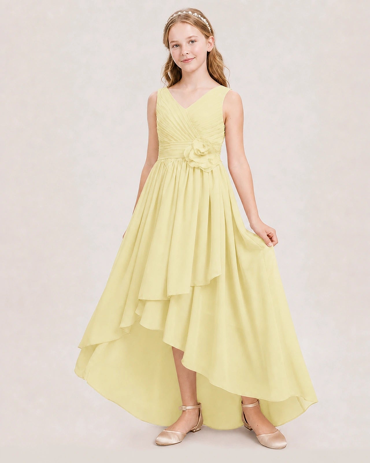 Dideyttawl V-Neck Ruched Chiffon Junior Bridesmaid Dress