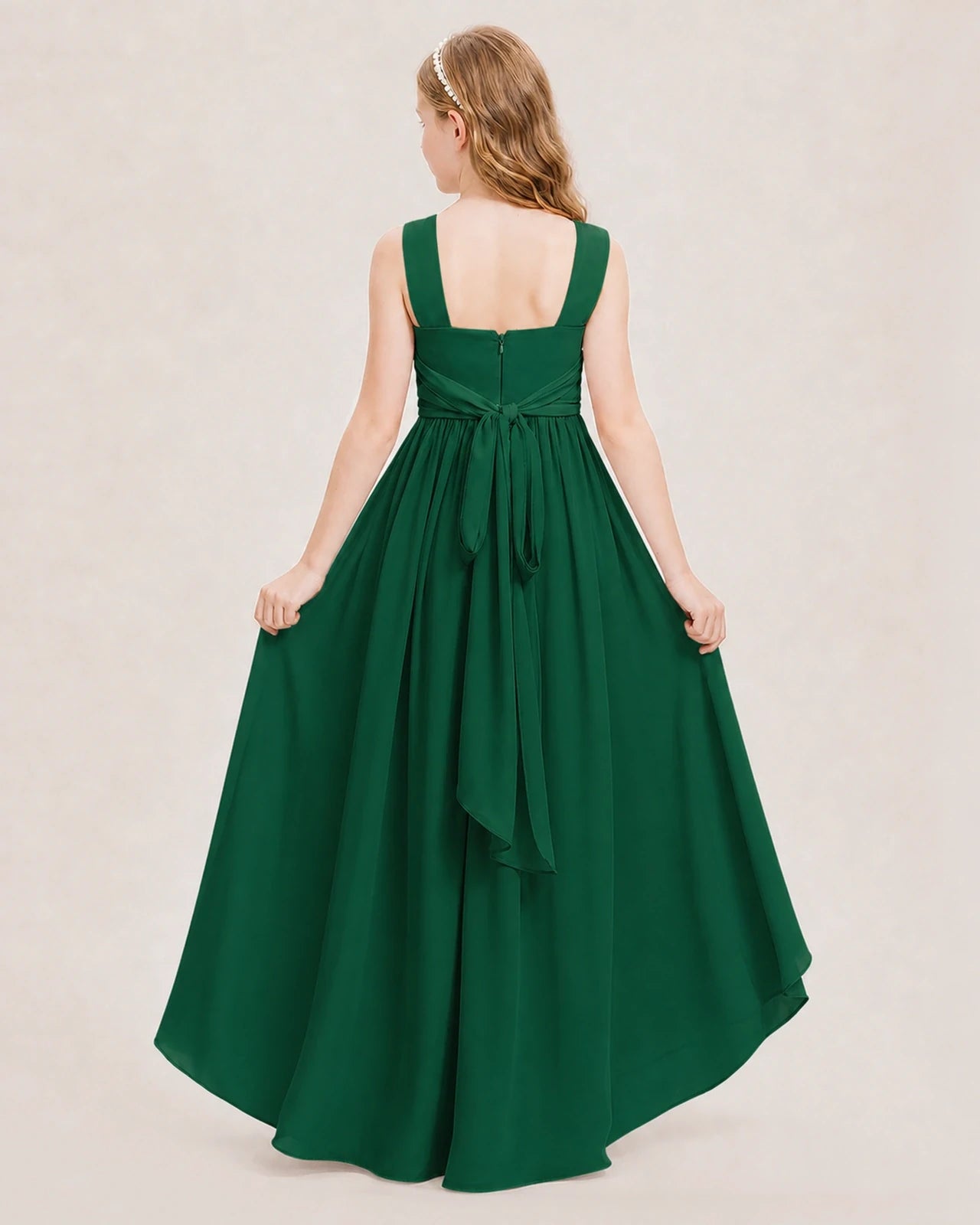 Dideyttawl V-Neck Ruched Chiffon Junior Bridesmaid Dress