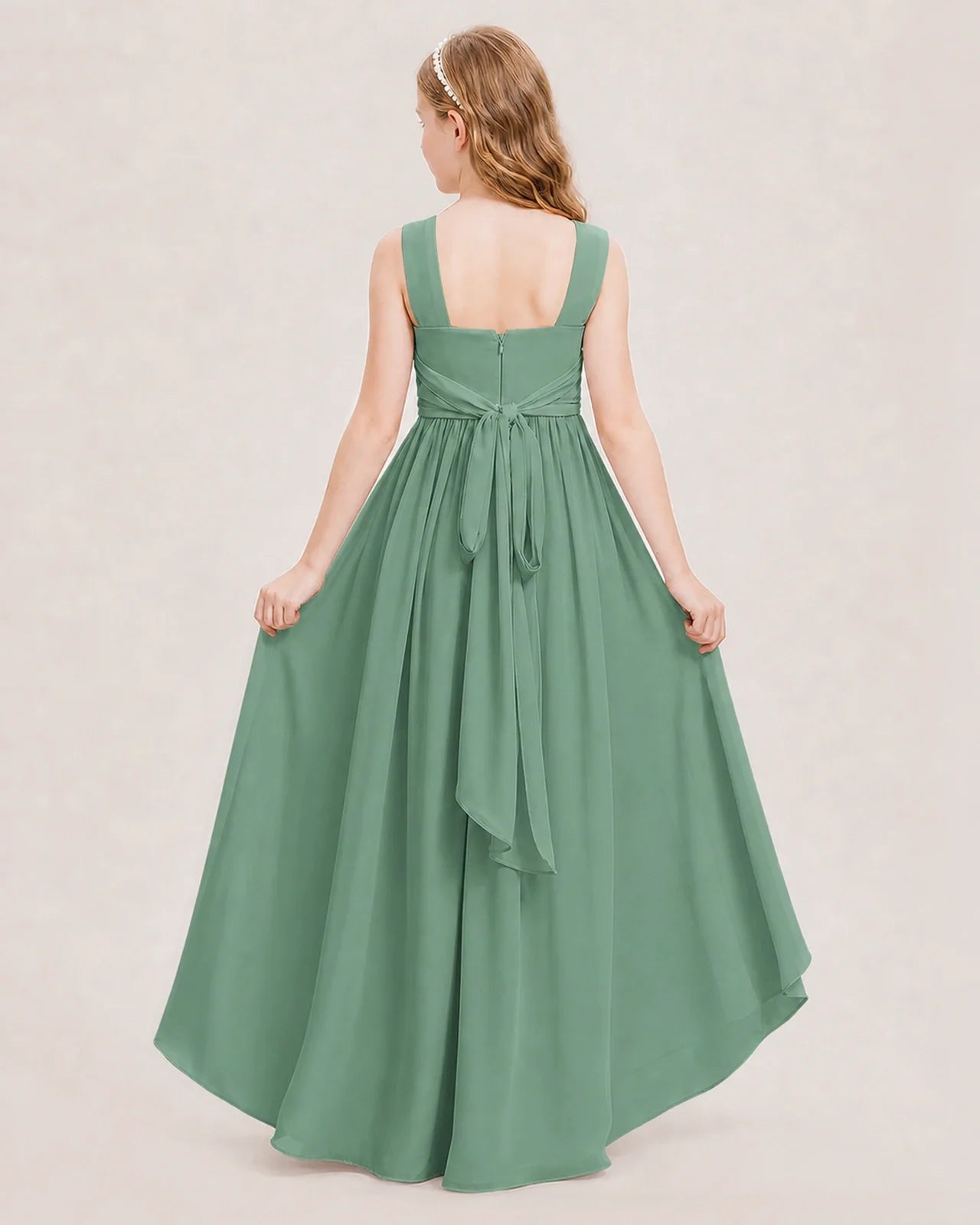 Dideyttawl V-Neck Ruched Chiffon Junior Bridesmaid Dress