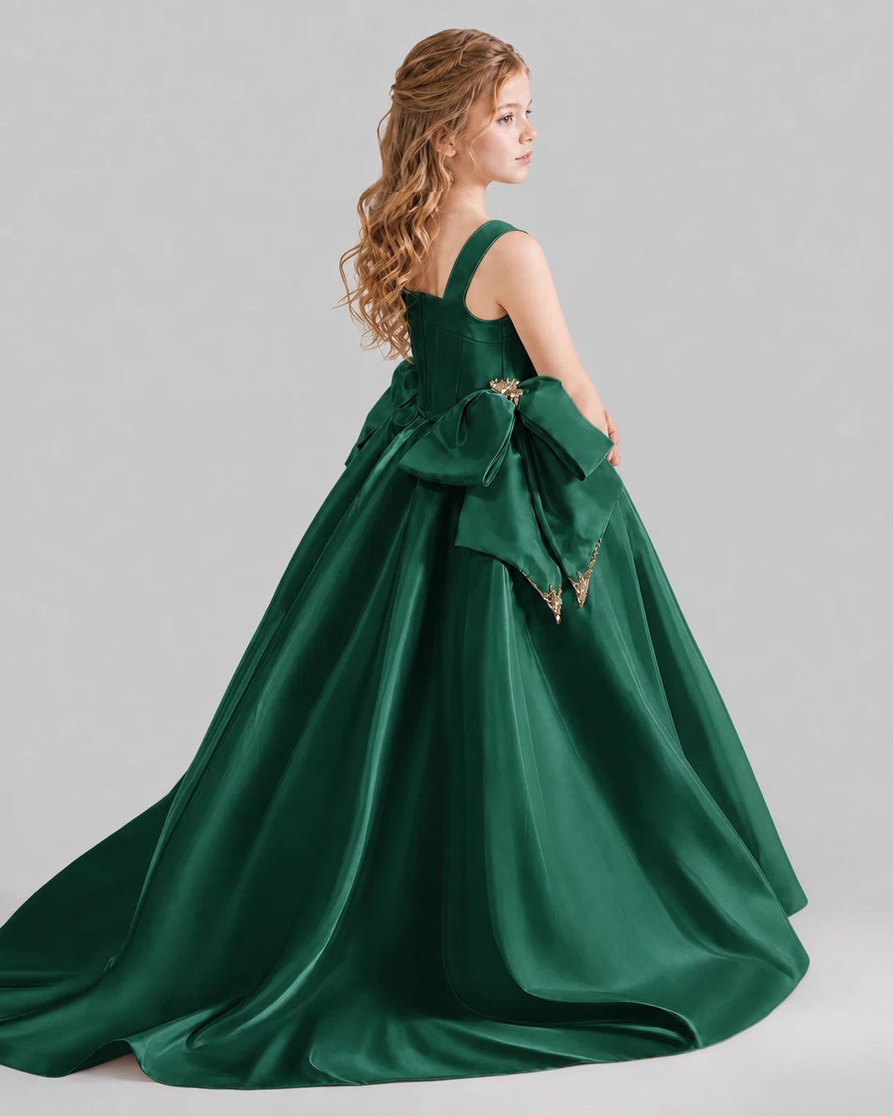 Dark Green Ball Gown Girls Pageant Dresses Pose