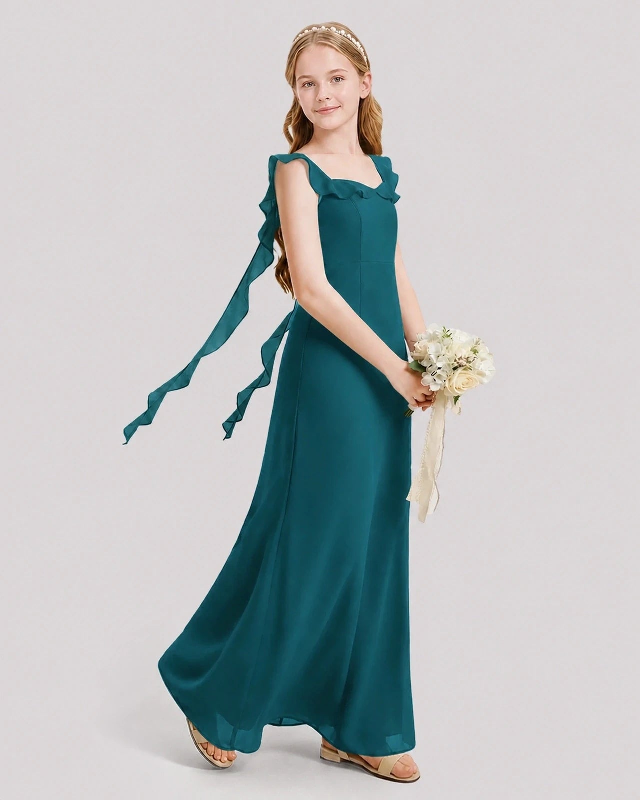 Dideyttawl Ruffle Shoulder Chiffon Junior Bridesmaid Dress