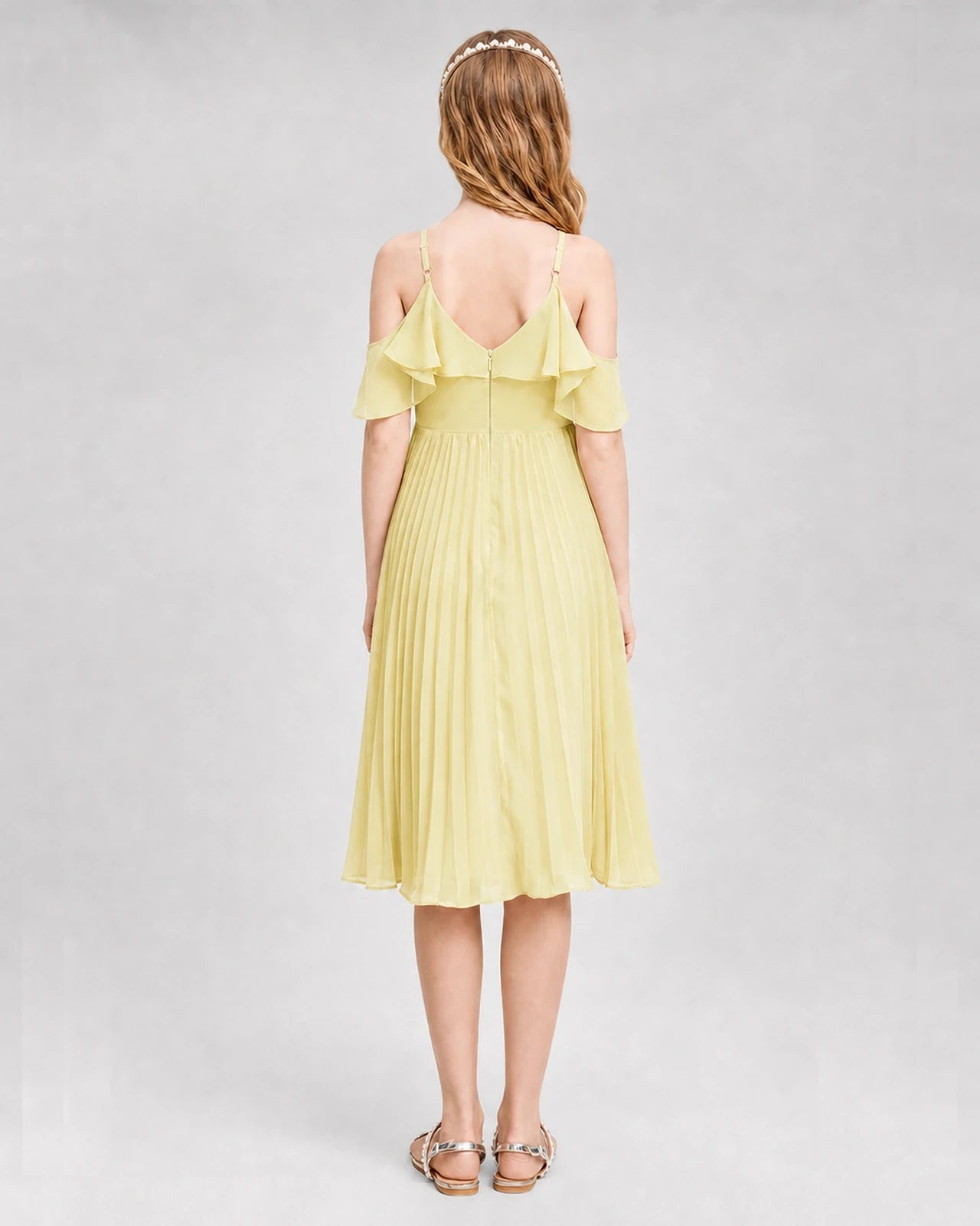 Dideyttawl Cold Shoulder Pleated Chiffon Junior Bridesmaid Dress