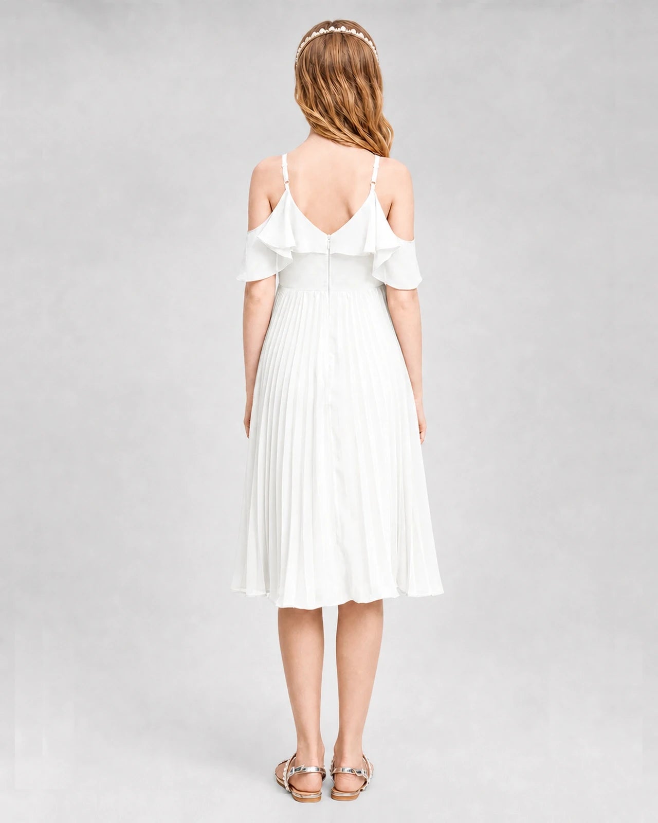 Dideyttawl Cold Shoulder Pleated Chiffon Junior Bridesmaid Dress