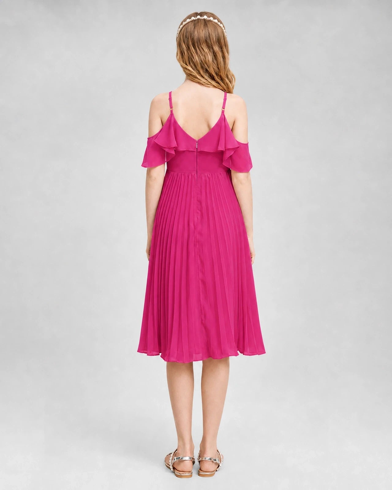 Dideyttawl Cold Shoulder Pleated Chiffon Junior Bridesmaid Dress