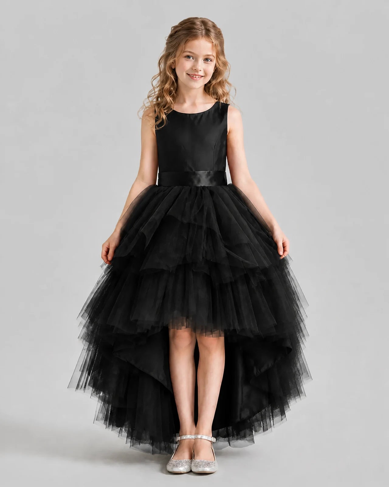 Black Flared Girls Formal Dresses Pose