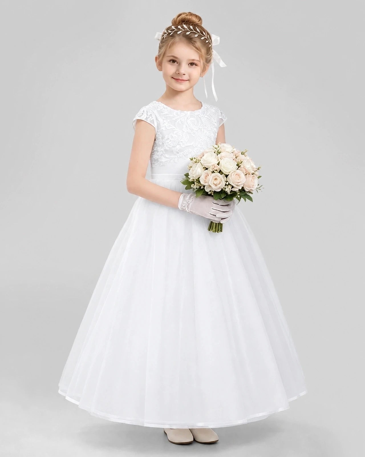 Dideyttawl Cap Sleeve Lace Tulle Flower Girl Dress with Bow