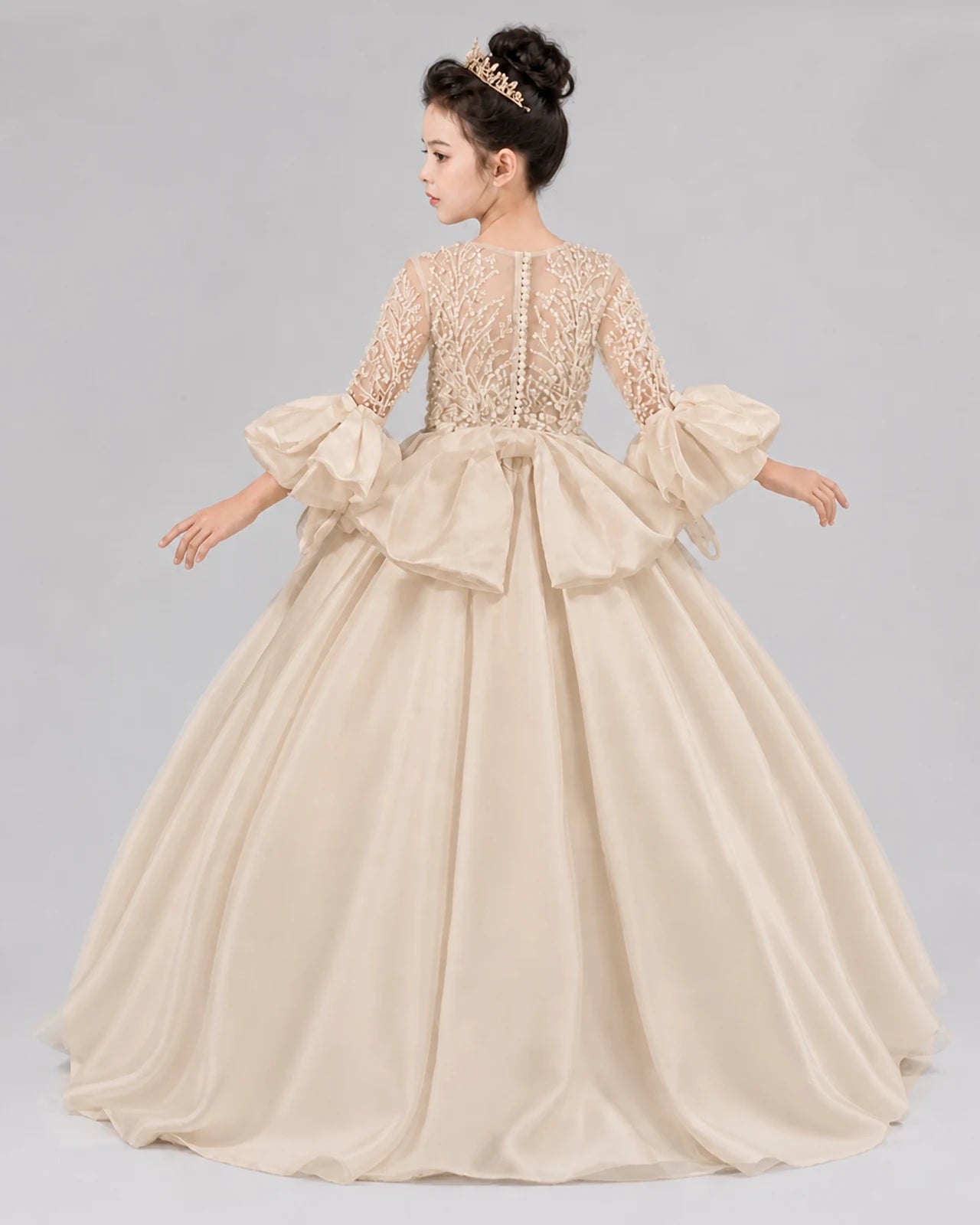 Champagne Ball Gown Flower Girl Dresses Pose