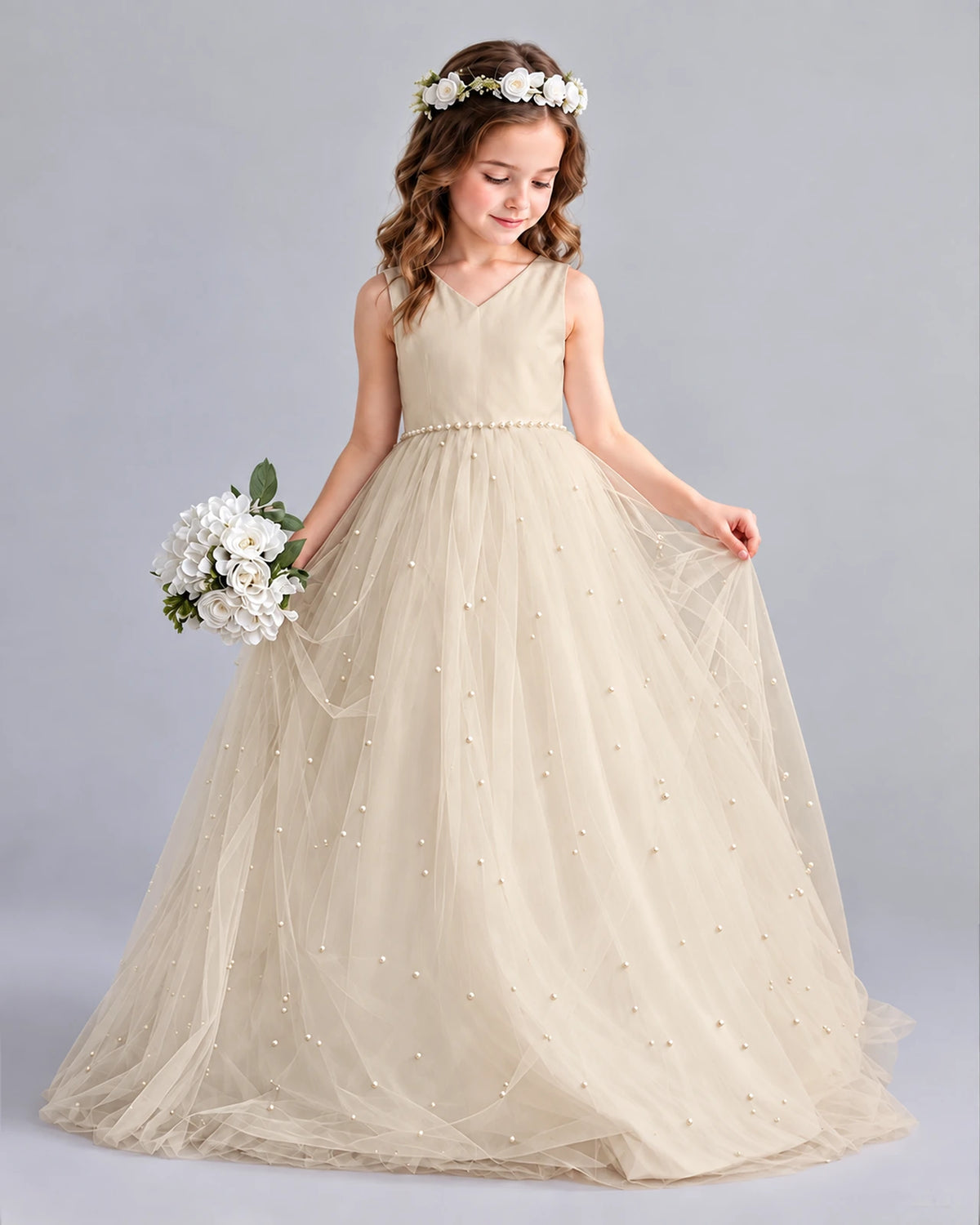 Champagne Ball Gown Girls Formal Dresses Pose