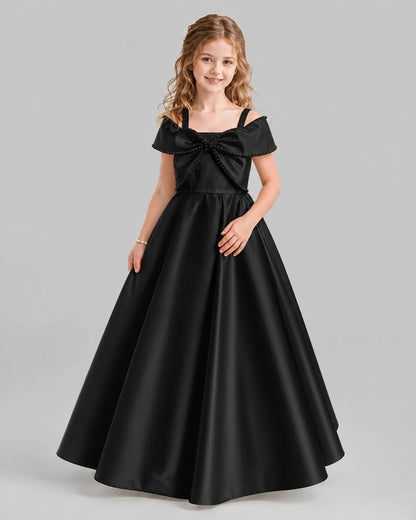 Black A-line Girls Formal Dresses Pose