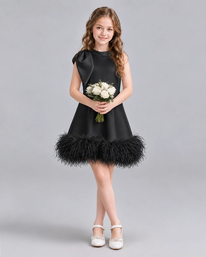 Black A-line Girls Formal Dresses Pose