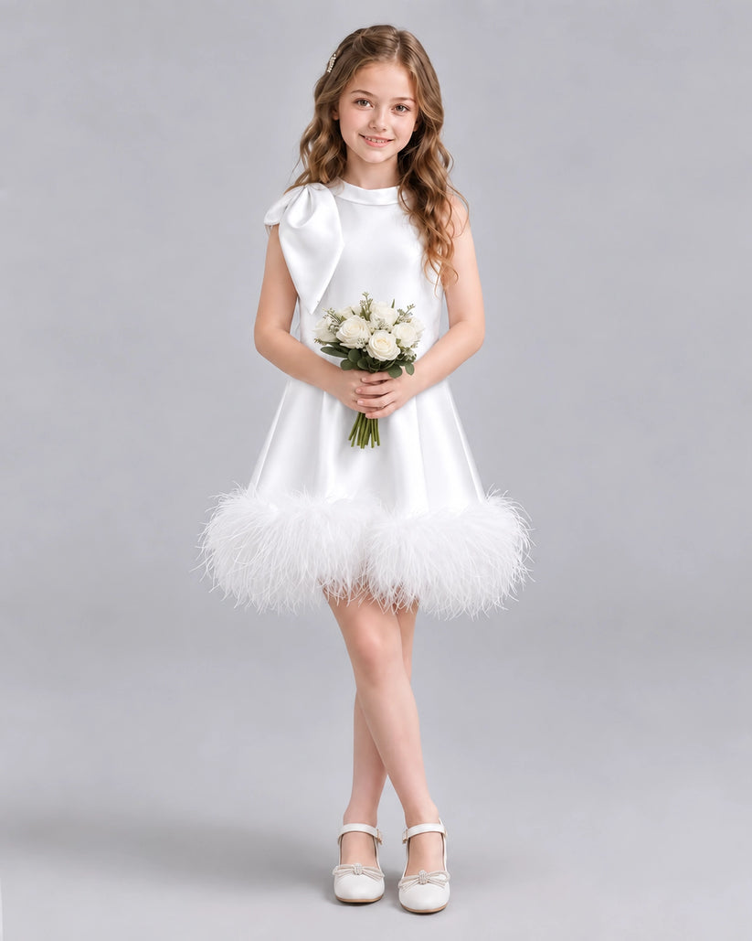 White A-line Girls Formal Dresses Pose