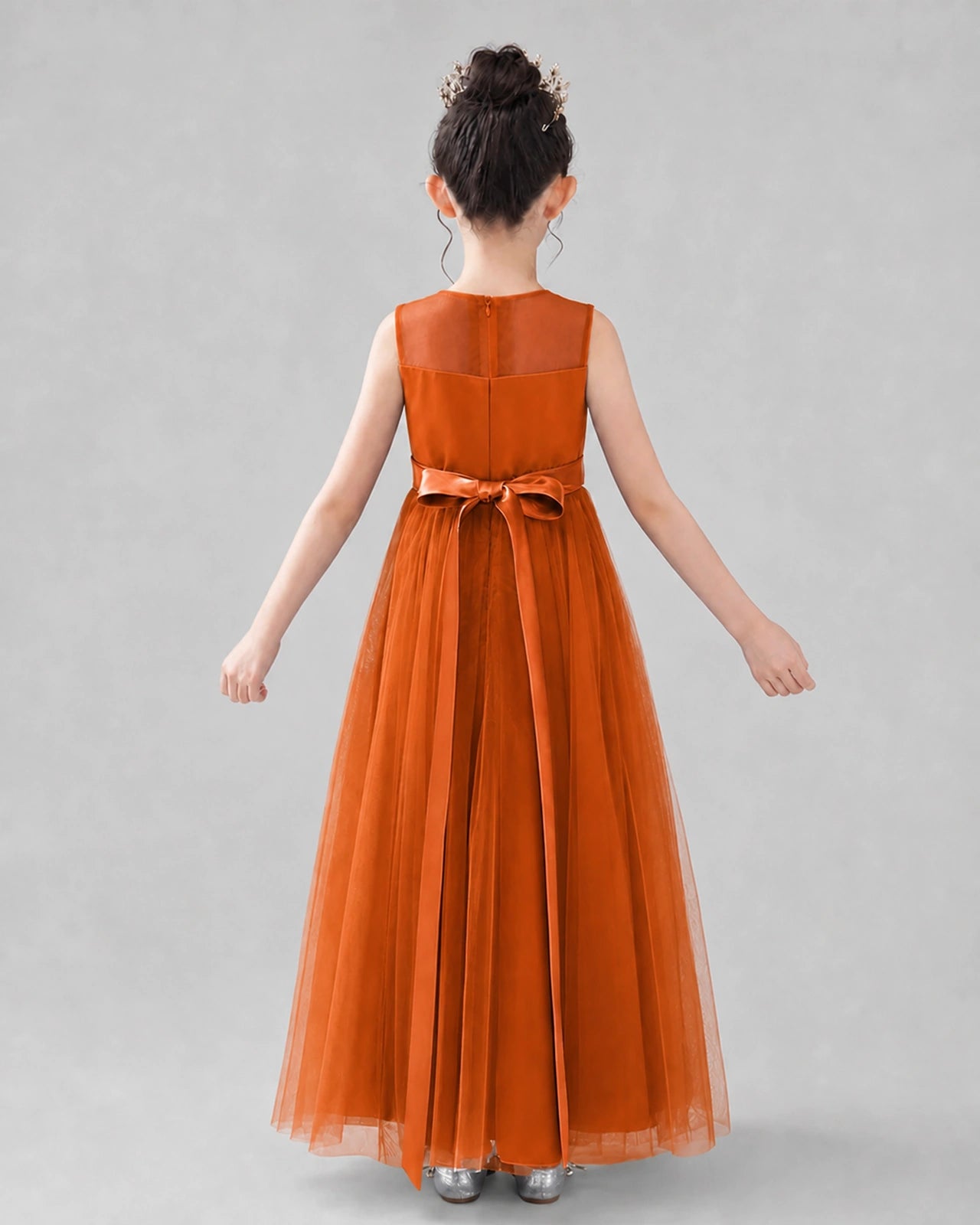 Dideyttawl Tulle Flower Girl Dress with Sleeveless Illusion Neck and Bow