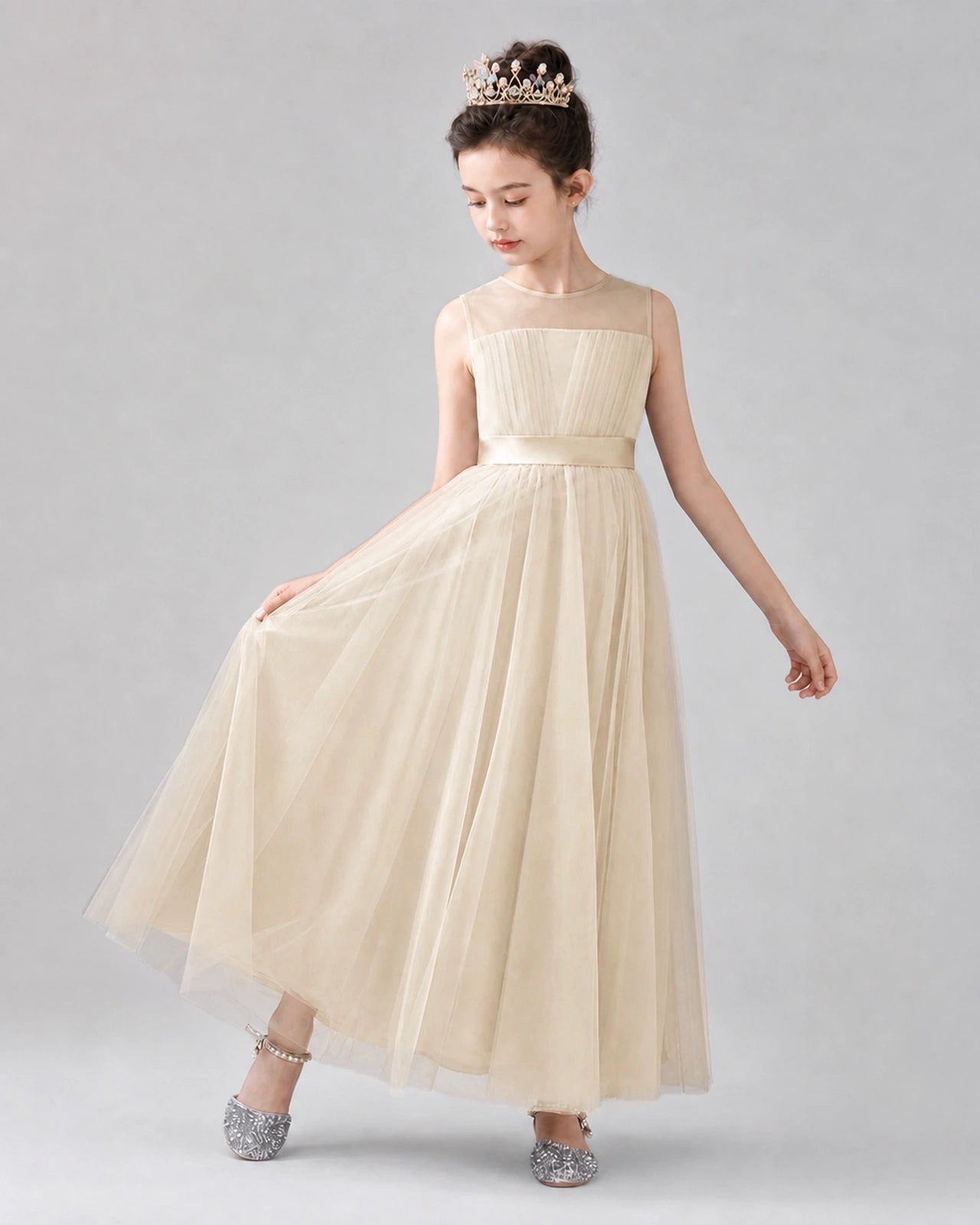 Dideyttawl Tulle Flower Girl Dress with Sleeveless Illusion Neck and Bow