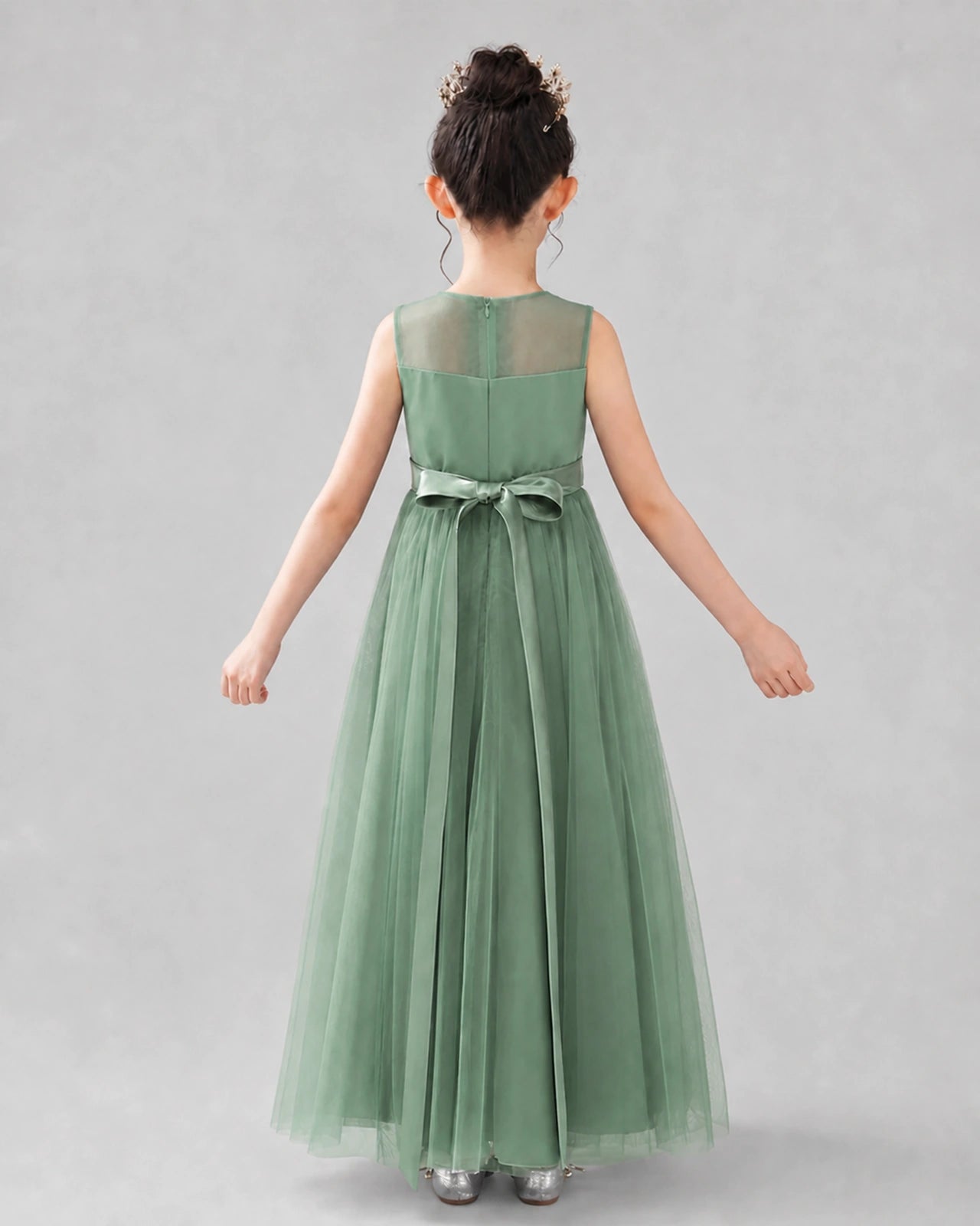 Dideyttawl Tulle Flower Girl Dress with Sleeveless Illusion Neck and Bow