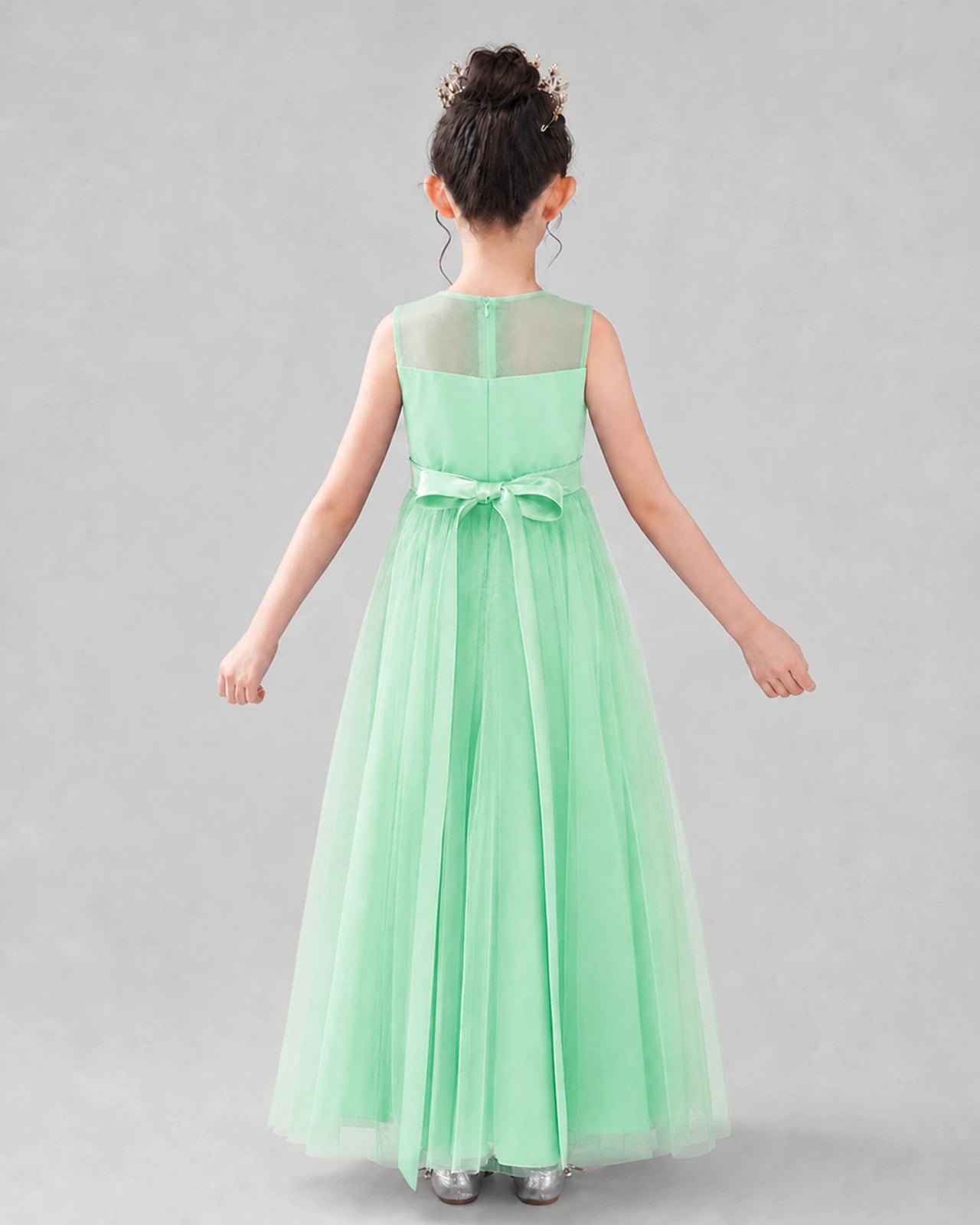 Dideyttawl Tulle Flower Girl Dress with Sleeveless Illusion Neck and Bow