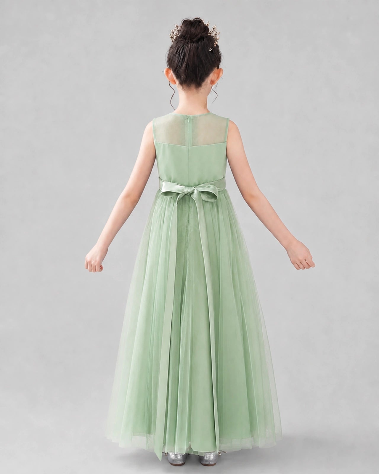 Dideyttawl Tulle Flower Girl Dress with Sleeveless Illusion Neck and Bow