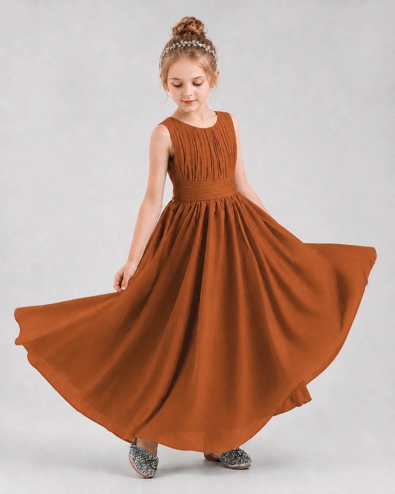 Dideyttawl Junior Bridesmaid Dress with Pleated Bodice and Flowy Chiffon Skirt