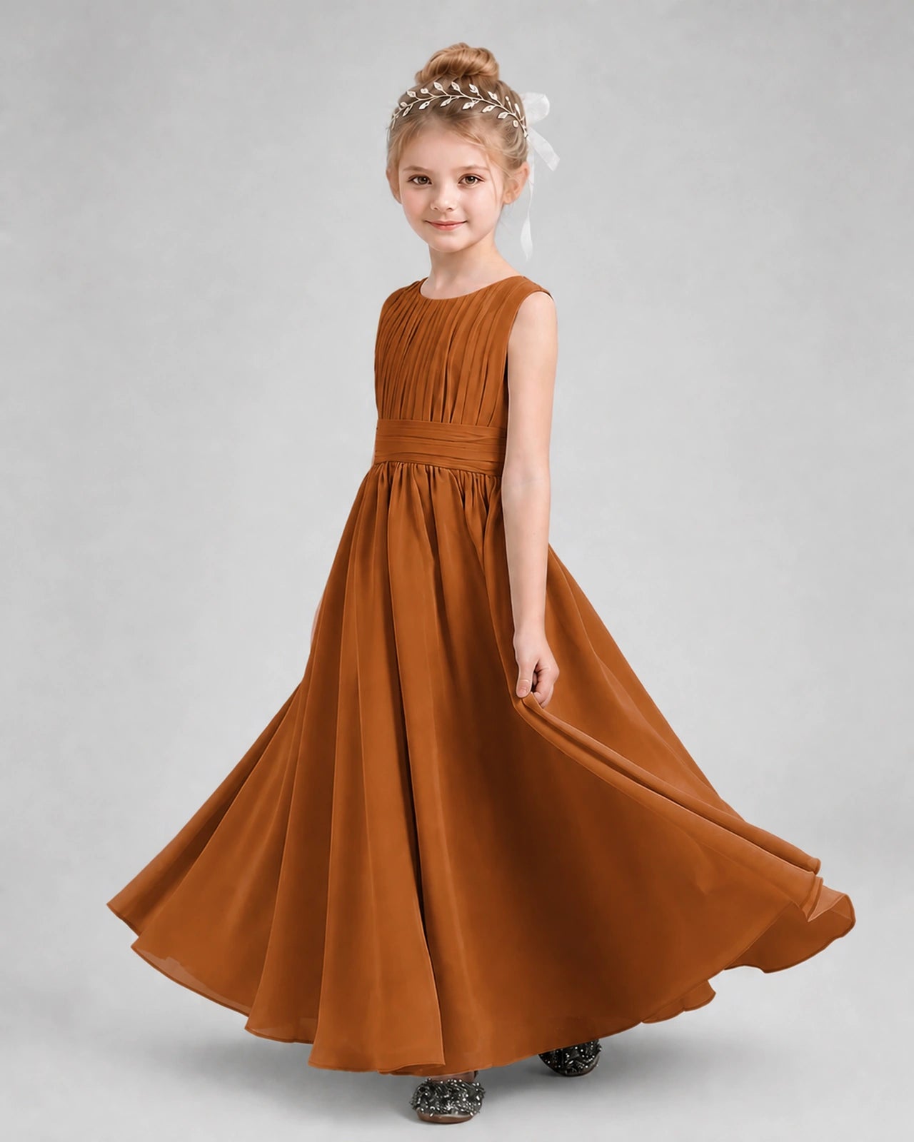 Dideyttawl Junior Bridesmaid Dress with Pleated Bodice and Flowy Chiffon Skirt