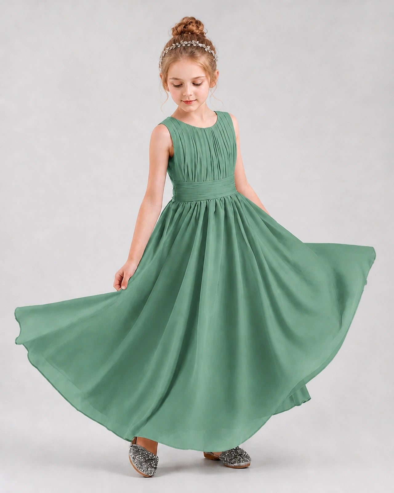 Dideyttawl Junior Bridesmaid Dress with Pleated Bodice and Flowy Chiffon Skirt