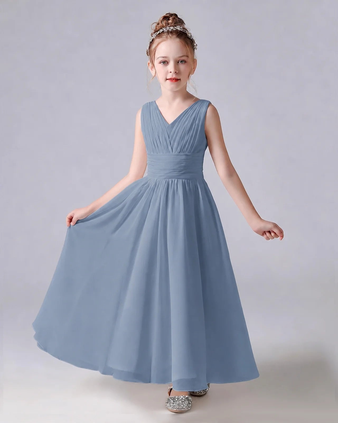 Dideyttawl Chiffon Junior Bridesmaid Dress with Sleeveless and Pleated Waist